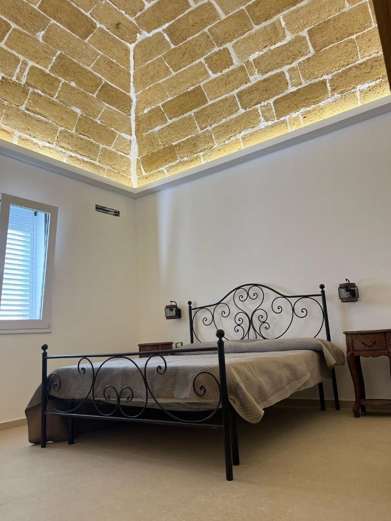 Toscaninirooms Mazara del Vallo Bagian luar foto